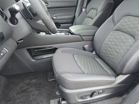 New 2026 Nissan Pathfinder SV image 14