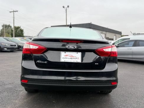 Used 2012 Ford Focus SE FWD image 3