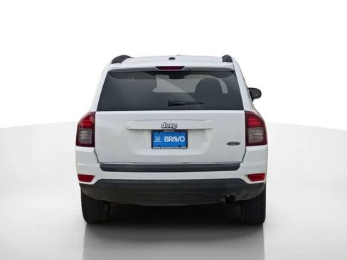 Used 2014 Jeep Compass Latitude FWD image 7