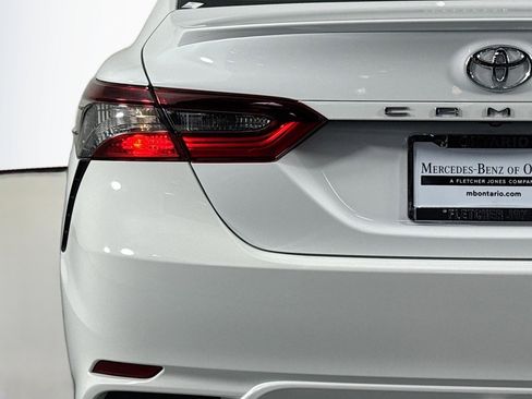 Used 2024 Toyota Camry SE FWD image 15
