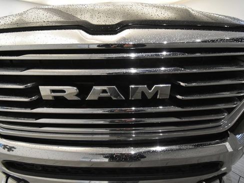 Used 2020 RAM 1500 Limited AWD/4WD image 9