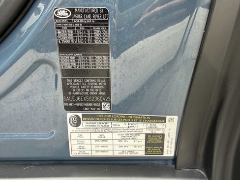 Used 2025 Land Rover Defender 90 S AWD/4WD image 25