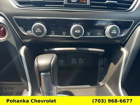 Used 2022 Honda Accord LX image 16