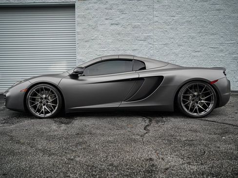 Used 2013 McLaren MP4-12C Spider image 10