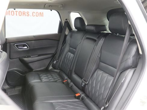 Used 2023 Nissan Rogue Platinum w/ Platinum Premium Package AWD/4WD image 17