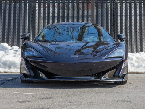 Used 2019 McLaren 600LT image 3