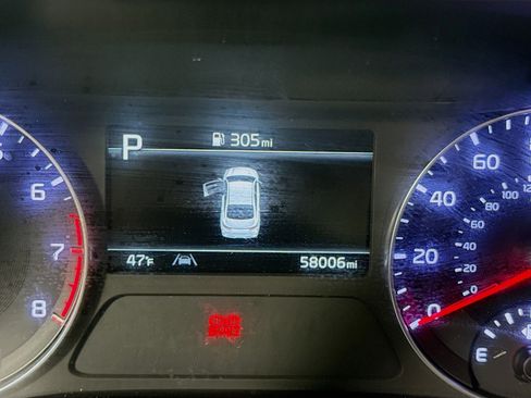 Used 2023 Kia Forte LX image 16