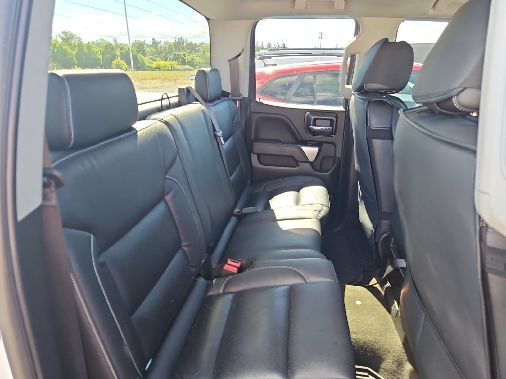 Used 2018 Chevrolet Silverado 1500 LT w/ Texas Edition AWD/4WD image 27