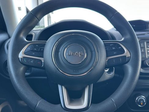 Used 2017 Jeep Renegade Sport w/ Power & Air Group FWD image 22