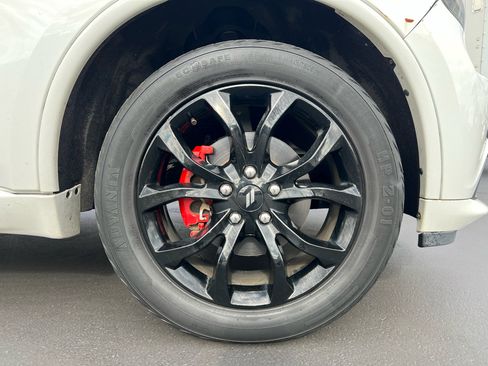 Used 2019 Dodge Durango SXT image 17