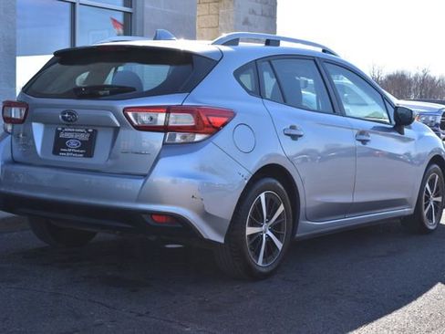 Used 2019 Subaru Impreza 2.0i Premium w/ Eyesight & BSD/Rcta & SRF AWD/4WD image 13