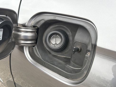 Used 2022 Acura MDX FWD image 23