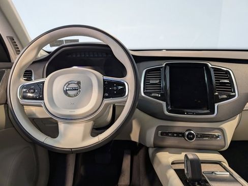 Used 2024 Volvo XC90 B6 Plus w/ Protection Package image 16