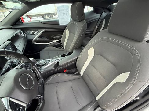 Used 2018 Chevrolet Camaro LT w/ RS Package image 14