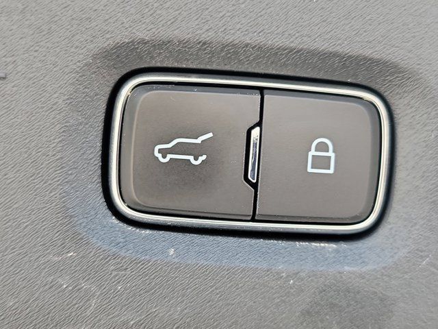 Certified 2025 Ford Expedition Active RWD image 13