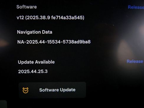 Used 2022 Tesla Model 3 Long Range image 41