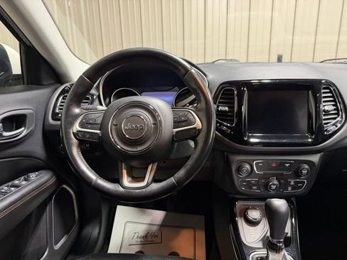 Used 2018 Jeep Compass Limited image 26