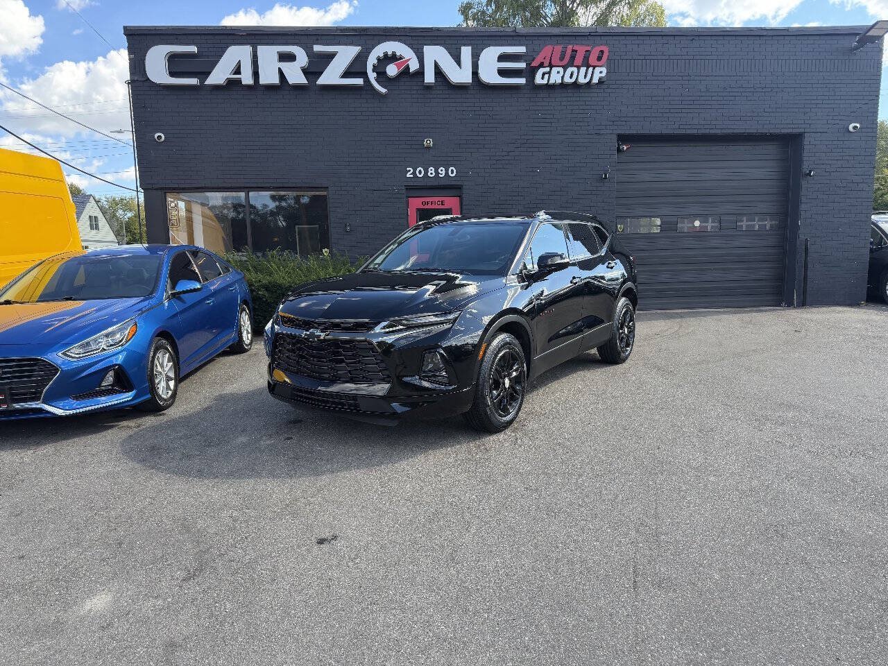 Used 2019 Chevrolet Blazer LT FWD image 1