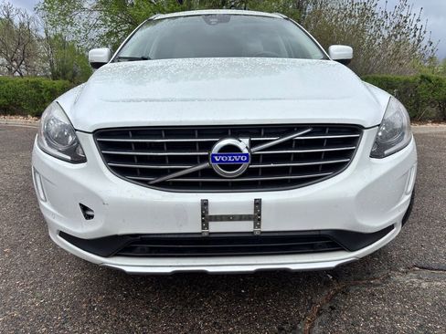 Used 2015 Volvo XC60 T5 image 4
