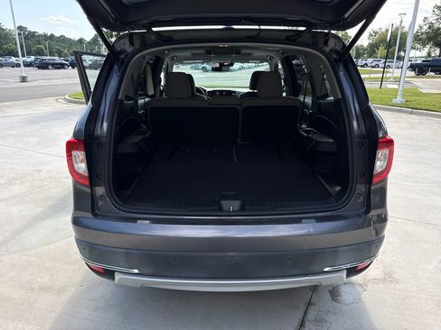 Used 2019 Honda Pilot Touring image 32