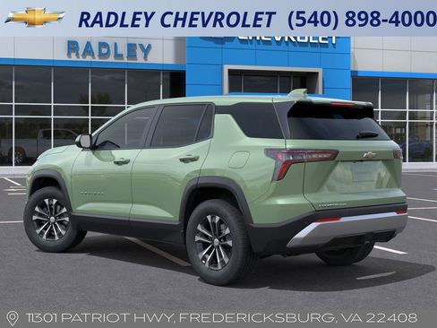 New 2026 Chevrolet Equinox LT image 3