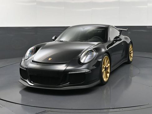 Certified 2015 Porsche 911 GT3 RWD image 1