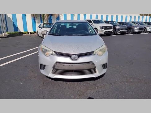 Used 2015 Toyota Corolla LE image 31