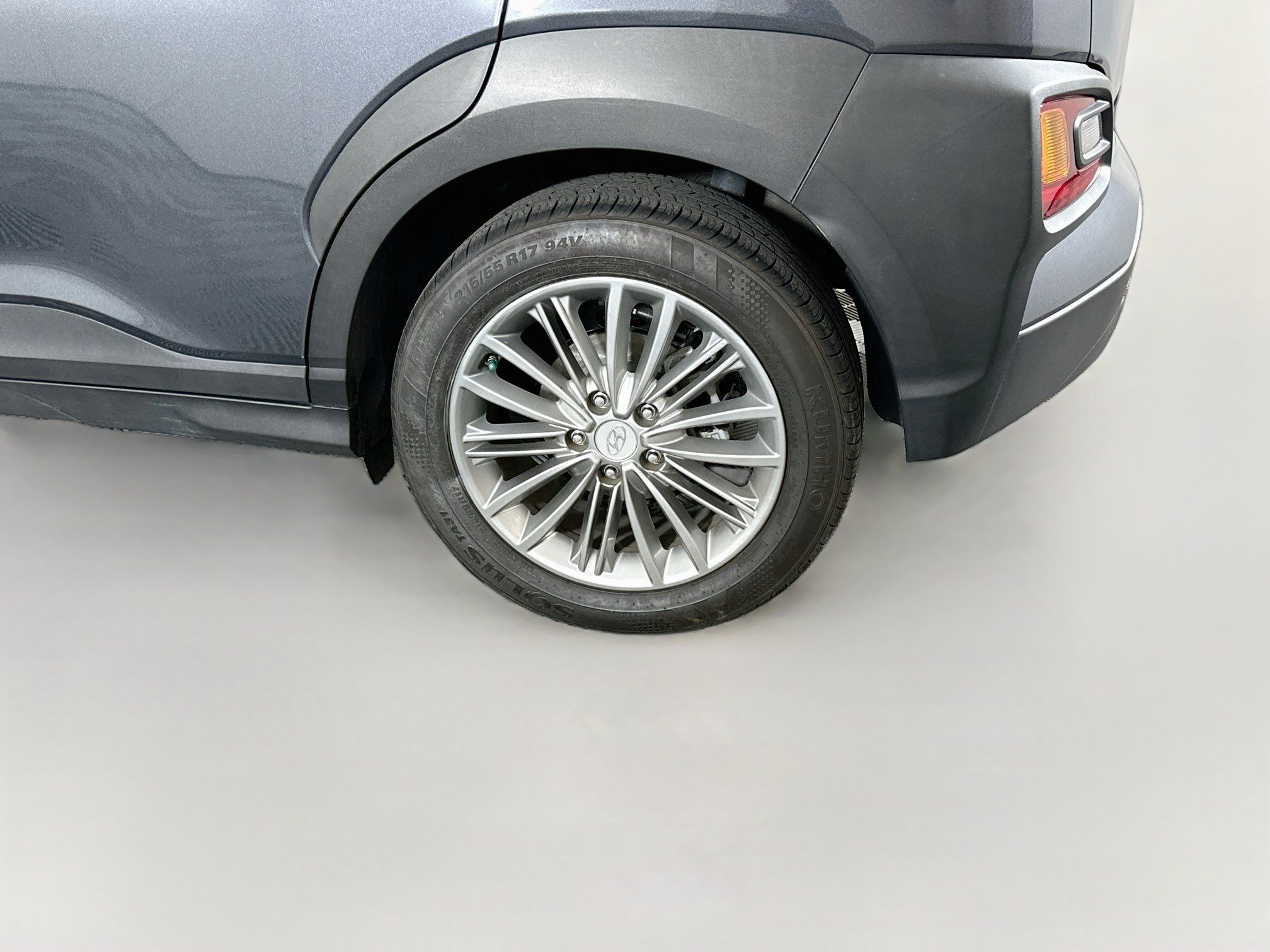 Used 2019 Hyundai Kona SEL w/ SEL Tech Package 02 FWD image 11