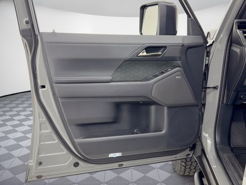Certified 2025 Lexus GX 550 AWD/4WD image 15