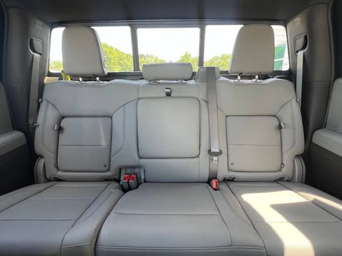 New 2026 Chevrolet Silverado 1500 LTZ w/ LTZ Premium Package AWD/4WD image 10