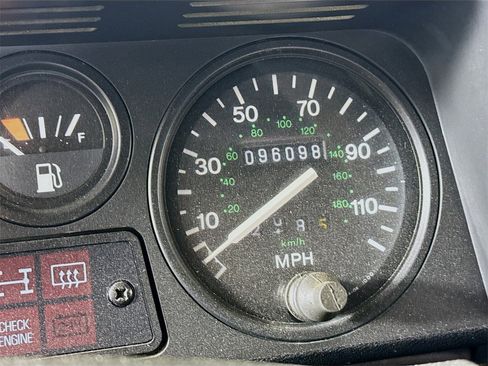 Used 1994 Land Rover Defender 90 image 13