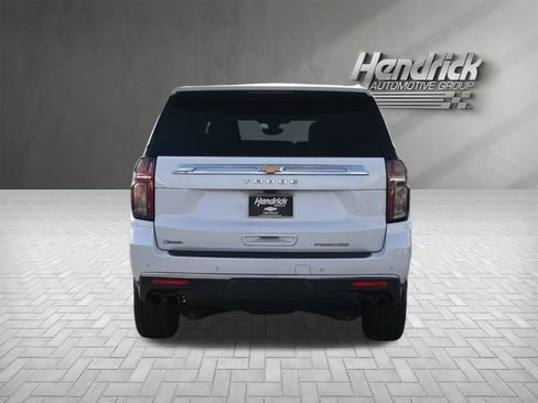 Used 2021 Chevrolet Tahoe Premier w/ Premium Package image 10