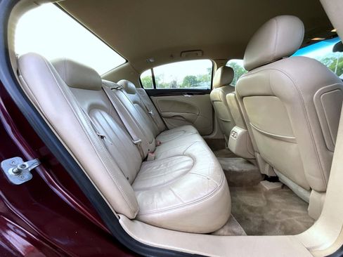 Used 2007 Buick Lucerne CXL FWD image 19