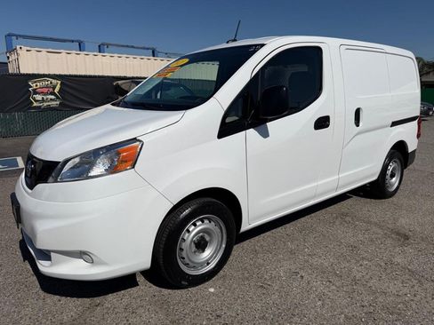 Used 2021 Nissan NV200 S FWD image 12