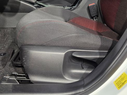 Used 2024 Toyota Corolla SE image 22