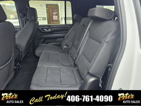 Used 2022 Chevrolet Suburban LS image 13