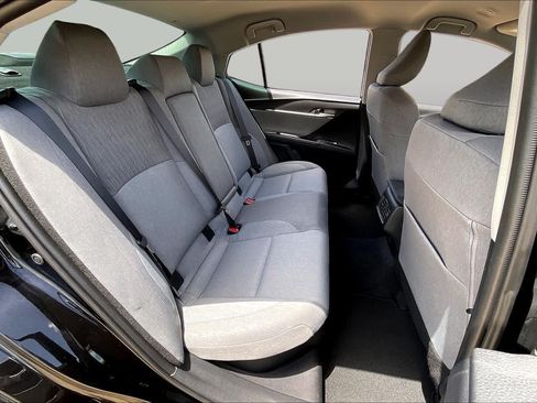 Used 2026 Toyota Camry LE w/ Convenience Package FWD image 16