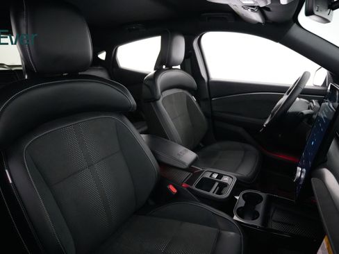 Used 2025 Ford Mustang Mach-E GT image 23