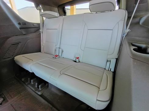 Used 2025 GMC Yukon Denali w/ LPO, Floor Liner Package RWD image 70