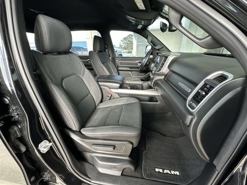 Used 2021 RAM 1500 Big Horn AWD/4WD image 25