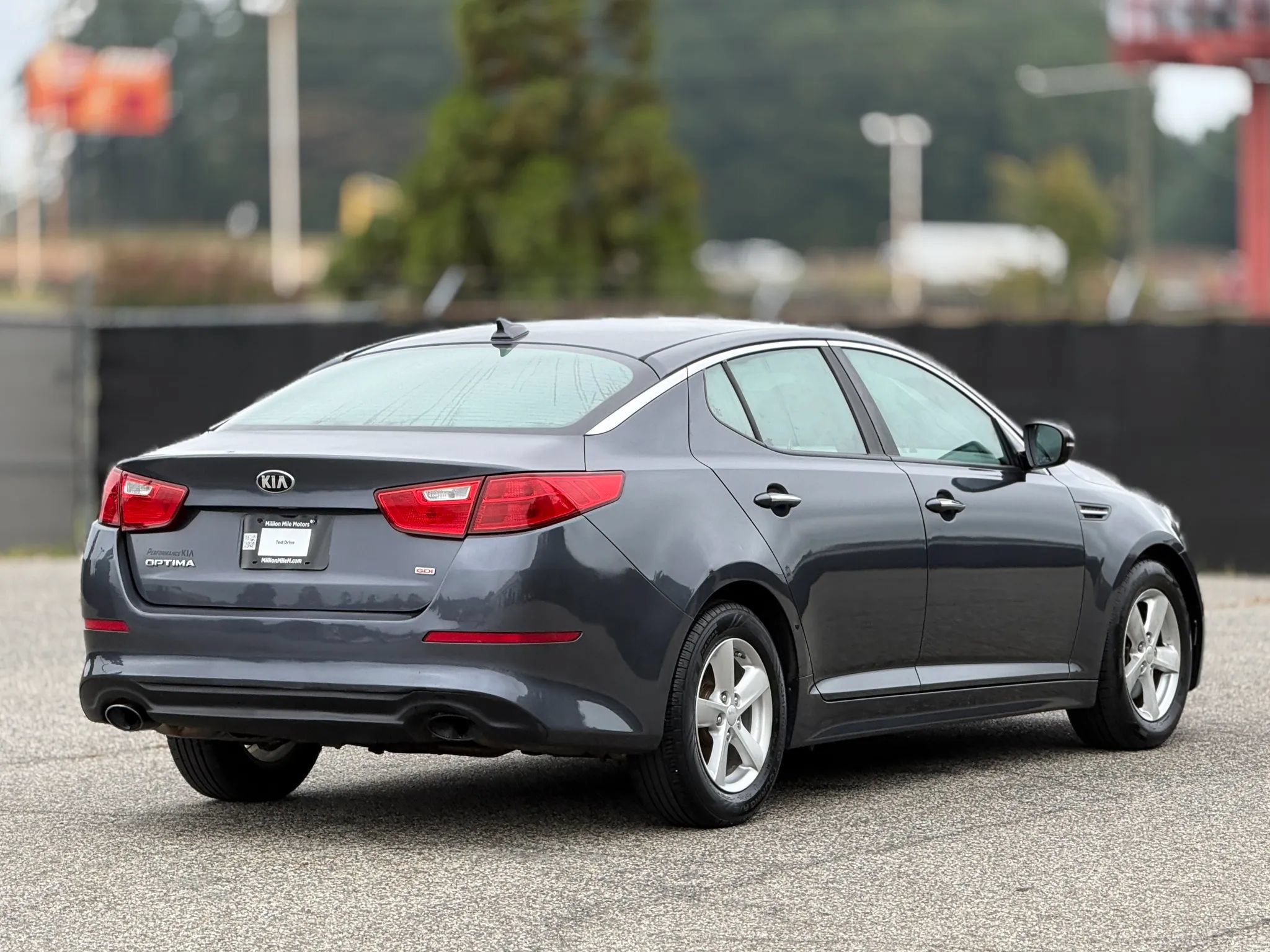 Used 2015 Kia Optima LX FWD image 9