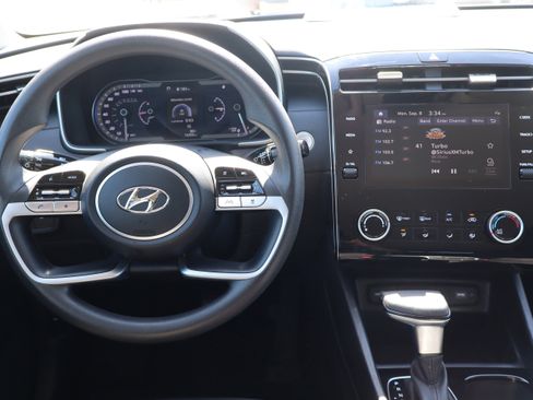 Used 2023 Hyundai Tucson SEL w/ Winter Package image 14