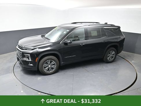 Used 2024 Chevrolet Traverse LT FWD image 20