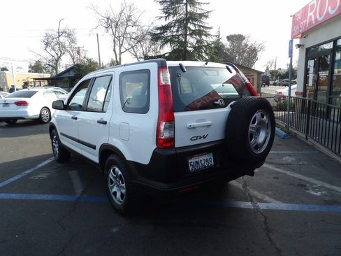 Used 2006 Honda CR-V LX image 4