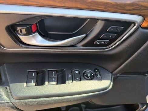 Used 2019 Honda CR-V EX-L image 12