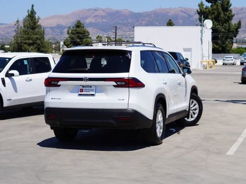 Certified 2026 Toyota Grand Highlander AWD Hybrid image 8