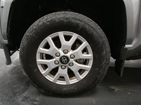 Used 2024 Toyota Tacoma SR5 image 31