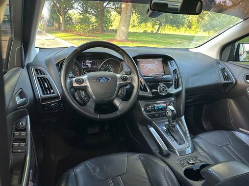 Used 2012 Ford Focus Titanium FWD image 13