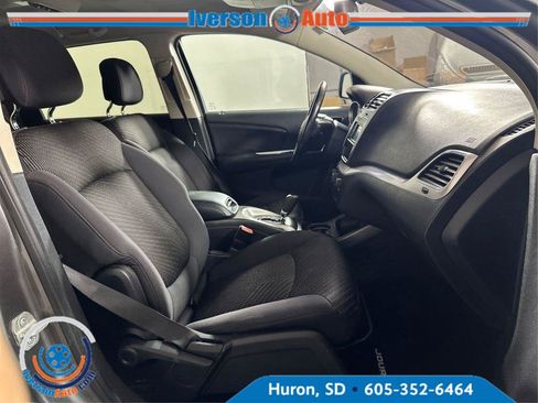 Used 2013 Dodge Journey SXT w/ Flexible Seating Group AWD/4WD image 30