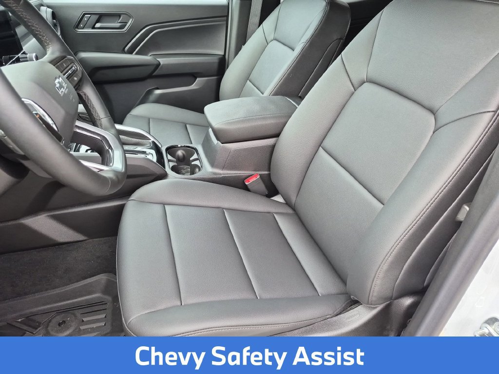 Used 2026 Chevrolet Colorado Trail Boss AWD/4WD image 16